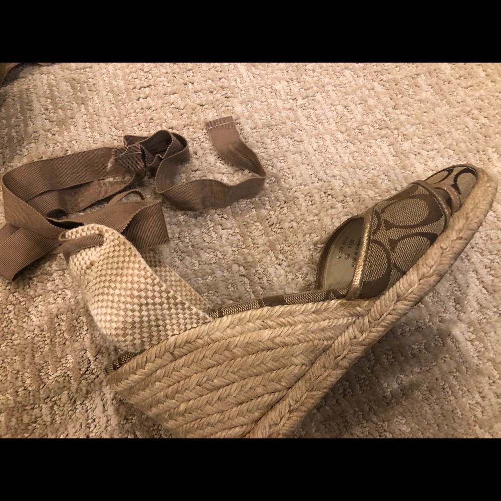 Signature Coach sandals